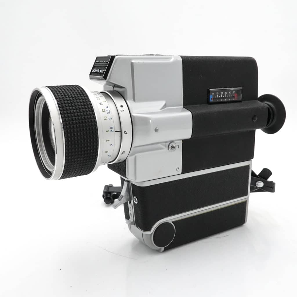 Sankyo EM-40XL EM40XL 8ミリカメラ スーパー8 ビデオ Sankyo EM-40XL Vintage Film Camera - YouTube
